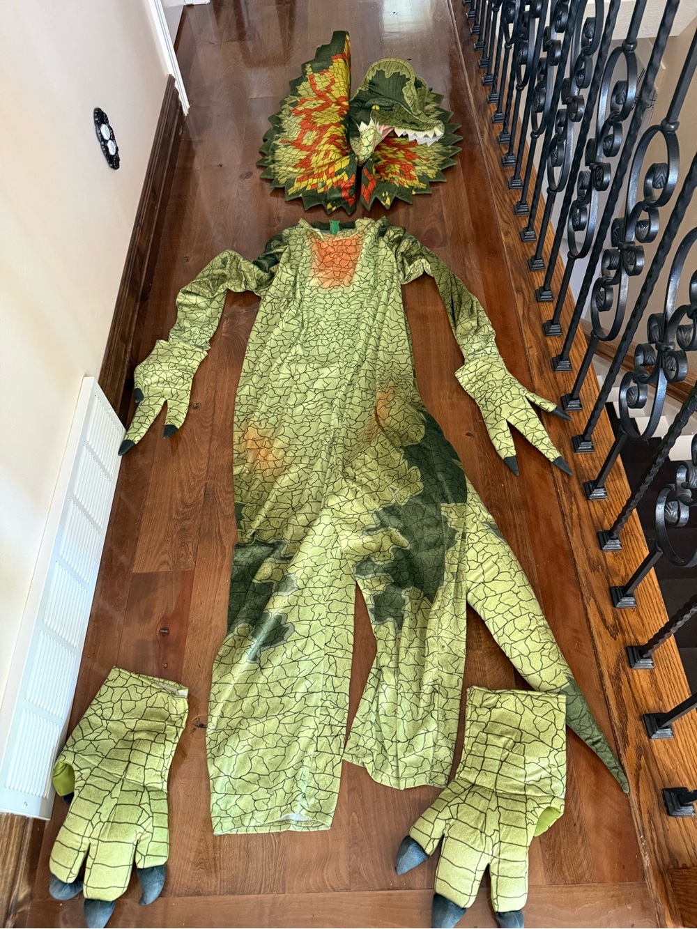Dinosaur Costume Adult XL Dilophosaurus